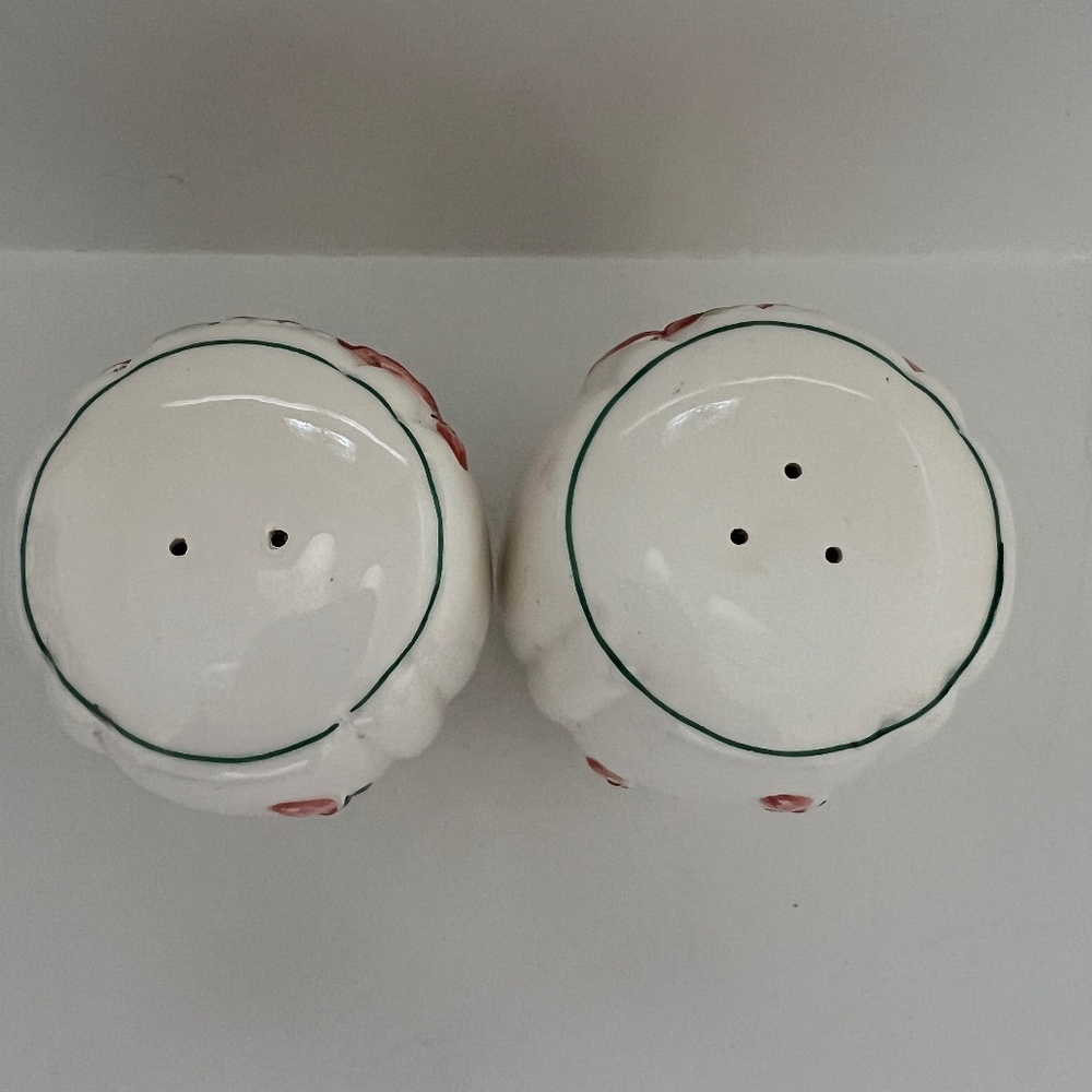 VTG OTAGIRI-MARY ANN BAKER HANDCRAFTED RAISED ROSE FLORAL SALT&PEPPER SE… - Picture 3 of 8